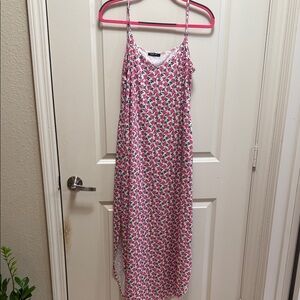Elegant Floral Maxi Dress in Pink and White